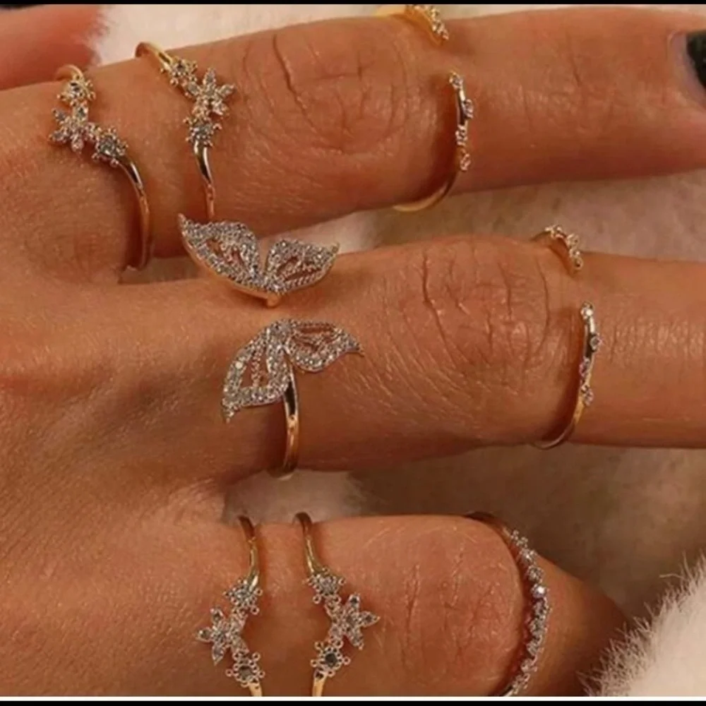 GOLD 8pc Butterfly Rhinestone Ring Set - Picture 1 of 2